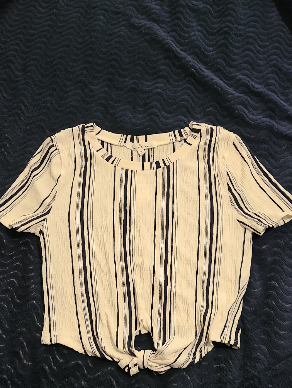 Love Tree White and Navy Stripe Tie-Front Crop Top SZ M
